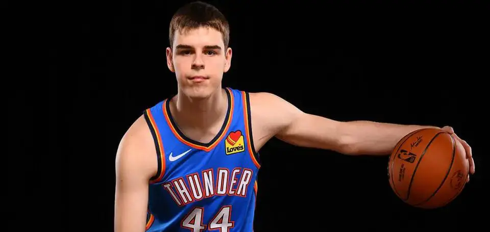 期待已久，雷霆天才后卫首秀惊艳，他曾是24届探花签的备选答案