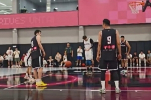 国家队队友！翟晓川社媒晒和丁彦雨航一起打比赛视频：8❤️9